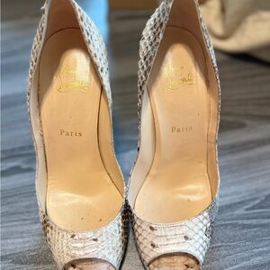 Christian Louboutin Snakeskin Peep-Toe Heels - Cream